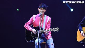 自彈自唱凸槌　李玉璽：我回去反省