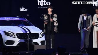 畢書盡奪人氣獎　全場合唱經典名曲