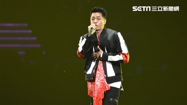 過去全都自己包辦…周湯豪今終獲認可