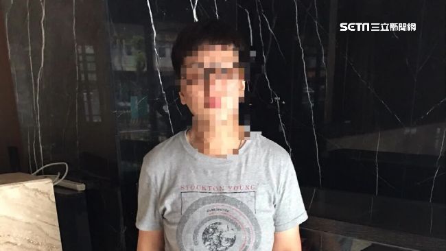 女搶匪搶銀樓　老闆報案卻稱：是男的