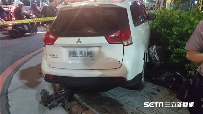 毒蟲開贓車拒檢　遭警連轟13槍就逮