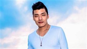 「星光一班」歌手劉明峰／臉書
