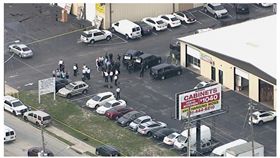 佛州奧蘭多傳槍響(圖/翻攝自CNN)