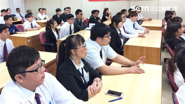 肯定年輕人價值！大賣場課長38K起
