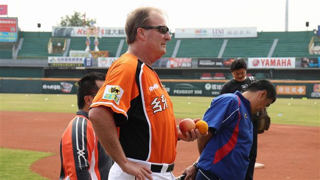 遭批難溝通　史普曼回嗆統一不進步