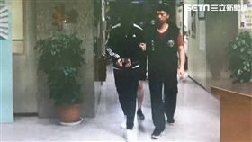 蒙古籍男子安克巴耶爾、鋼巴特爾、卡丹巴塔等3人去年2月來台偷遍大台北3C店遭逮，今年4月改在捷運站竊取女性皮夾，警方循線逮獲3人（翻攝畫面）