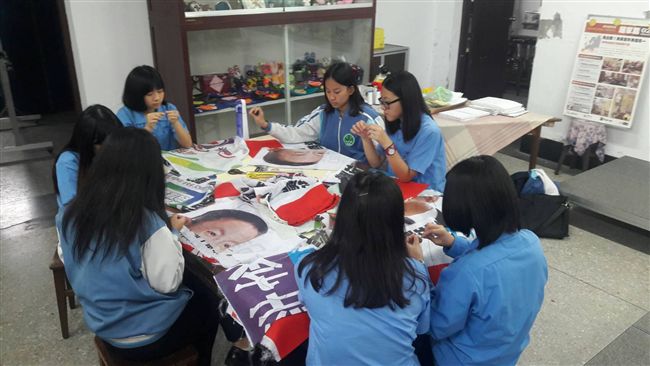 畢業舊書包不要丟　送非洲助學做愛心