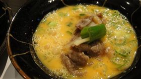 壽喜燒,生蛋 圖／攝影者DSC07382, Flickr CCLicense
