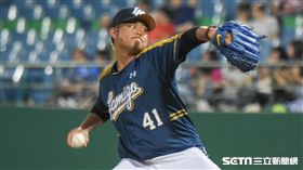 LAMIGO桃猿王躍霖。（圖／記者林敬旻攝）