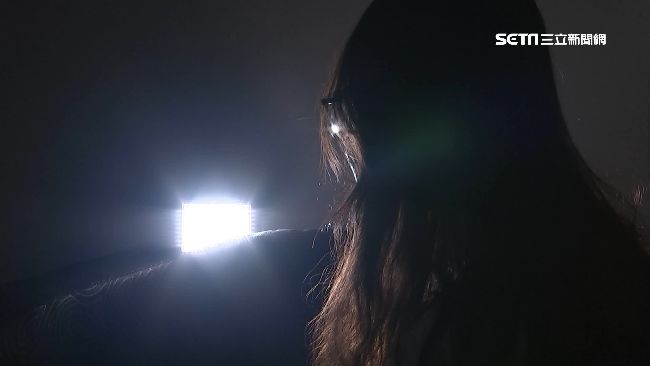 色翁後座強摸女子下體　判3年2月