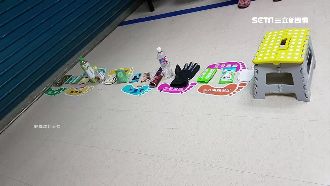 民眾排隊搶掛號　網友：是在抓周嗎？