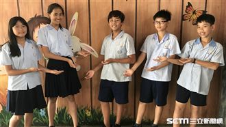 同學母癌逝　國小生拿薪水集資買娃娃