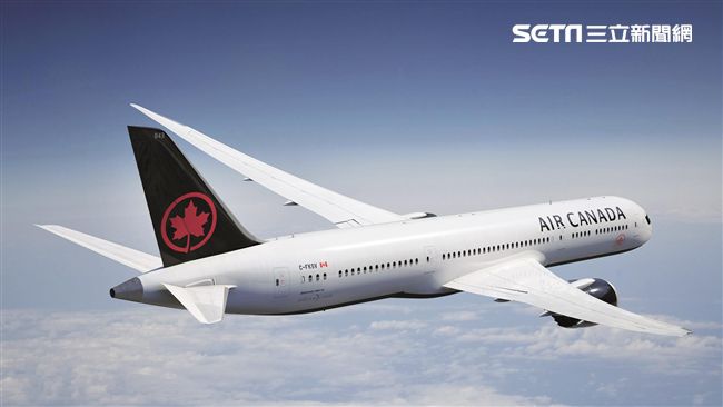 加拿大航空楓葉機　夢幻首航抵台