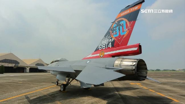 空軍彩繪F-16戰機　傳圖騰有禁忌