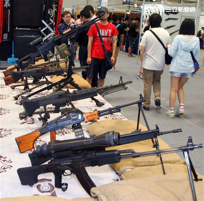 2017國際迷彩嘉年華會暨世界盃極限射擊總決賽，25國高手頂尖對決。（記者邱榮吉/攝影）