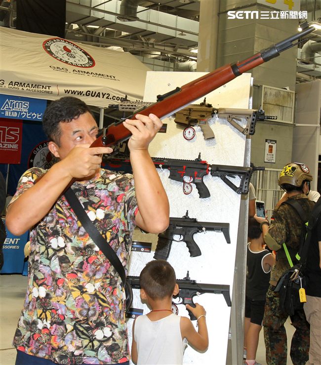 2017國際迷彩嘉年華會暨世界盃極限射擊總決賽，25國高手頂尖對決。（記者邱榮吉/攝影）