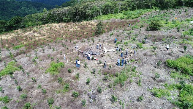 左傾墜機？齊柏林3人遺體均左側重擊