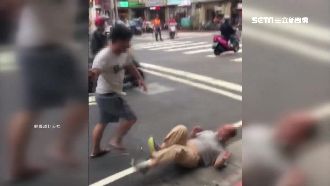 安全帽爆打老伯後　惡男砸妻子友人家