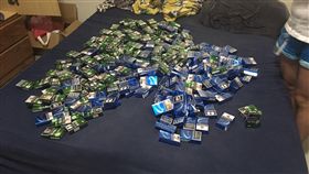 16:9
趕漲價前…朋友花上萬元搶菸　女大生白眼嗆「根本有菸癌」
圖／翻攝自Dcard
https://www.dcard.tw/f/funny/p/226591213-%E8%8F%B8%E8%A6%81%E6%BC%B2%E5%83%B9%E4%BA%86