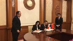中國與巴拿馬建交（圖／翻攝新浪網）
