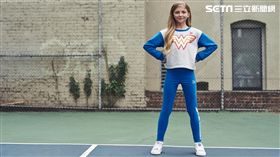 服飾鞋履搭電影潮　神力女超人、變形金剛穿上身（圖／品牌提供）