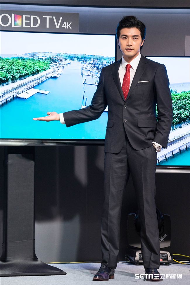 賀軍翔出席LG OLED電視上市記者會。（圖／記者林敬旻攝）