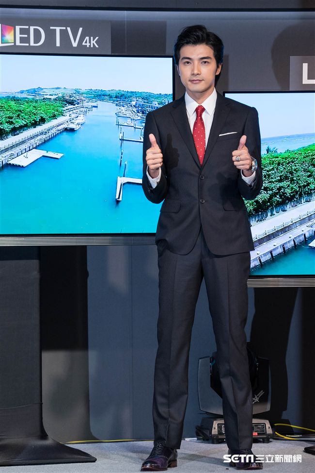 賀軍翔出席LG OLED電視上市記者會。（圖／記者林敬旻攝）