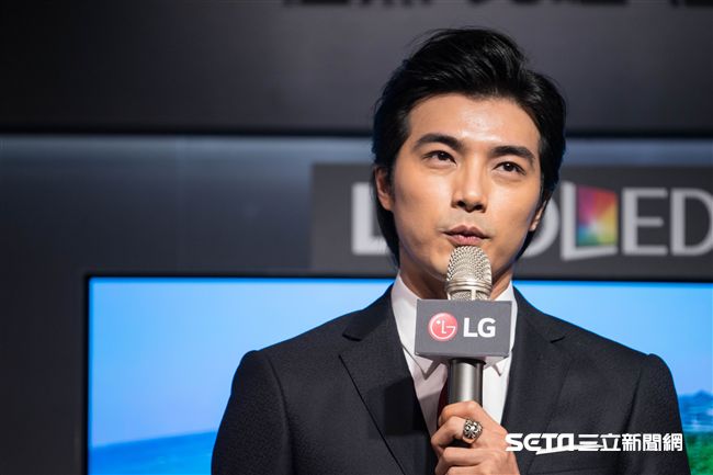 賀軍翔出席LG OLED電視上市記者會。（圖／記者林敬旻攝）