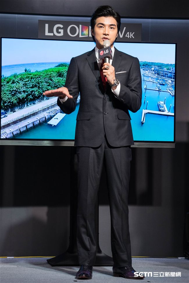 賀軍翔出席LG OLED電視上市記者會。（圖／記者林敬旻攝）
