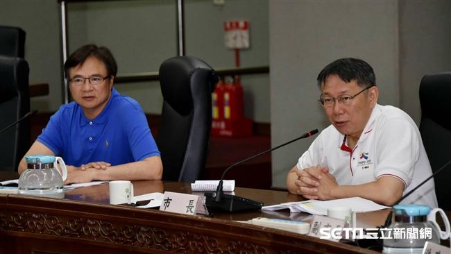 柯：北市府最大特色「分工不合作」