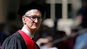 蘋果執行長庫克（圖／路透社／達志影像）