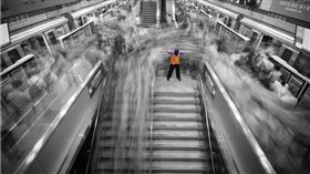 這高職生這樣拍捷運保全　結果在法國得獎了！（圖／翻攝莊敬高職官網）