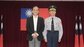 行政院長日前出席「台南市警察局106年警察節慶祝大會」 。行政院提供