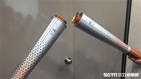 柯文哲到義大利杜林出訪　伴手禮跟火炬　盧冠妃攝