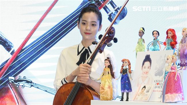 歐陽娜娜愛工作　曾一天睡不到兩小時