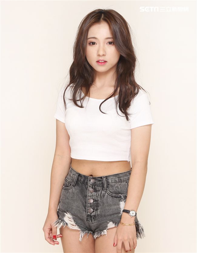可愛正妹Simona Lin。（記者邱榮吉/攝影）