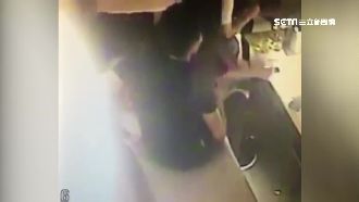 空姐慘遇「神之手」　3千現金秒被偷