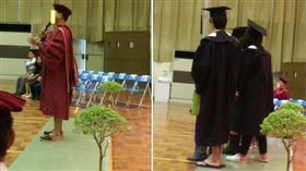 師大學生畢業典禮穿夾腳拖／台師大環教所所長葉欣誠臉書