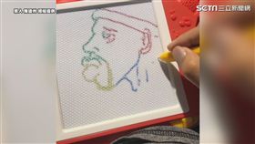 黑人大秀畫工　你猜得出是畫誰嗎？