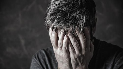 遭控襲臀　印度男醫喊冤：我手脫臼