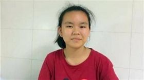 12歲,女孩,英勇,中國,大陸,長沙,梨街道,高峰社區,龍華社區,管理員,李鑫全,鬥毆,女兒,李典,擋刀,保護,爸爸,父親－翻攝自《搜狐》