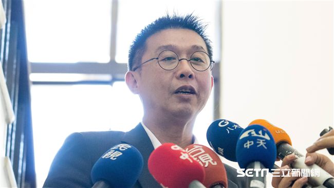 許智傑表示，柯文哲交保期間還是建議低調一點，至於「偷拍昌」有沒有偷拍柯妻陳佩琪？小草也有疑問。（圖／資料照）