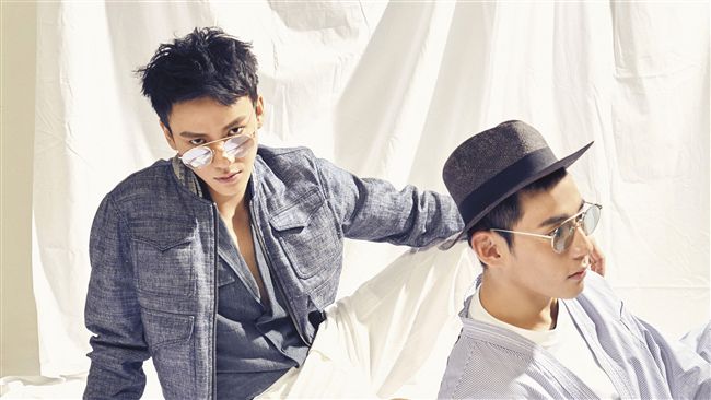 黑夜裡燃燒燦爛 曹晏豪．徐鈞浩