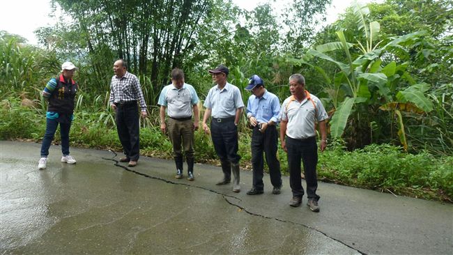 南投國姓林班地崩塌　6戶人家首當其衝急撤離