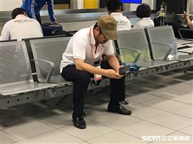 柯文哲與文化局長鐘永豐再度林機場　盧冠妃攝