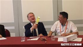 柯文哲義大利杜林拜會眾議員參議員　盧冠妃攝