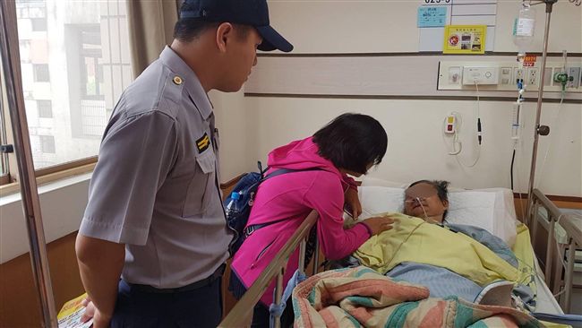 罹癌孝女驟逝　失明癌母伴屍3天險亡