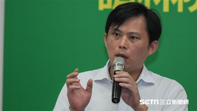 黃國昌罷免案　達法定人數「可連署」