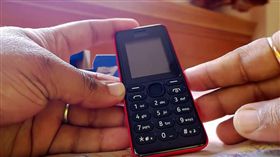 NOKIA 108型手機　圖／翻攝自WPXBOX YouTube