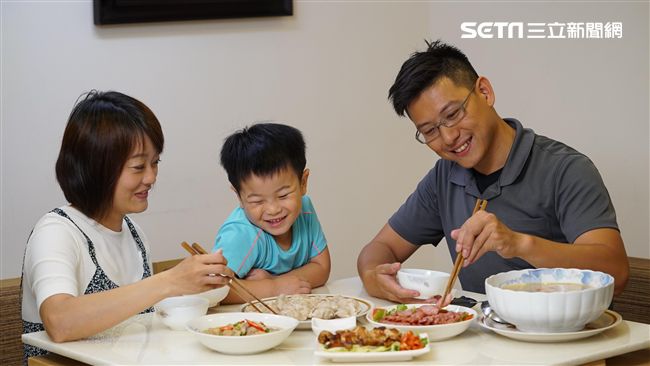 極致美味到國民美食　大成跨界推新品